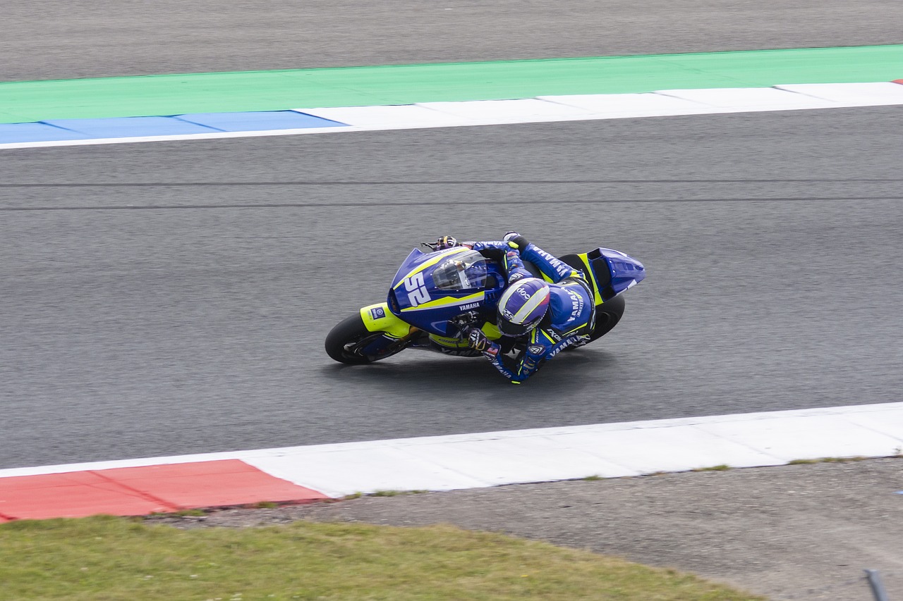 冲击时显得 冲击时显得